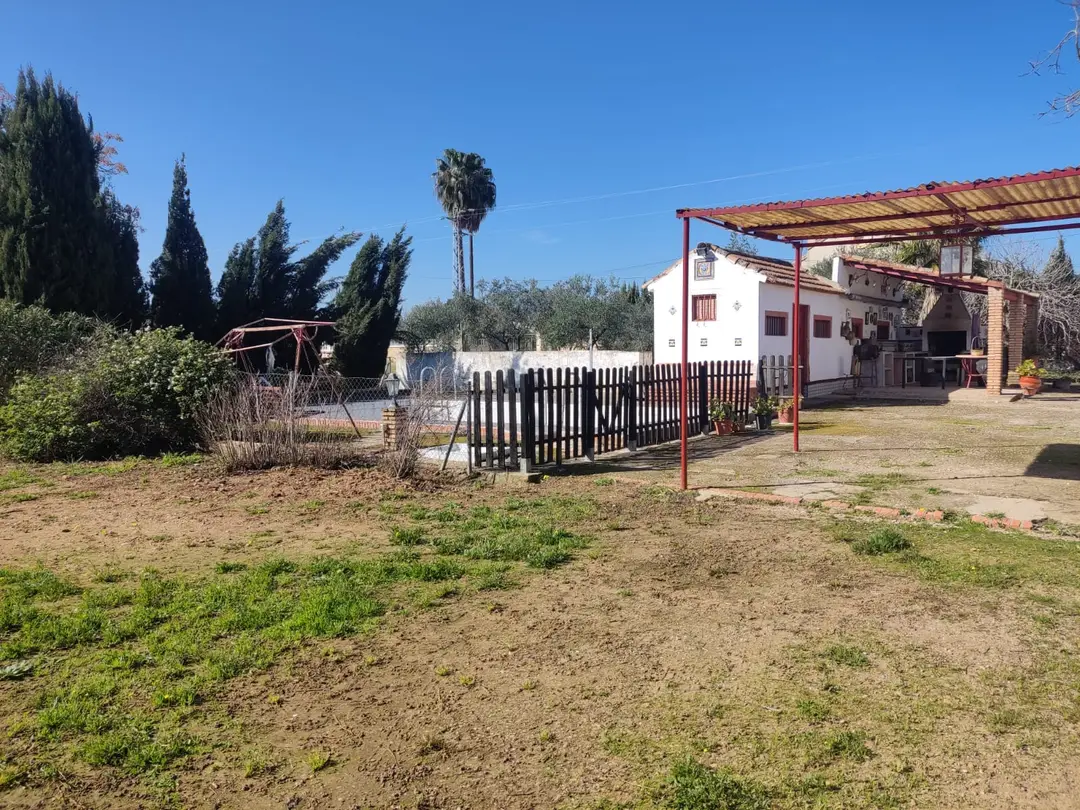 Parcela con pérgola – Venta de Parcelas en Córdoba