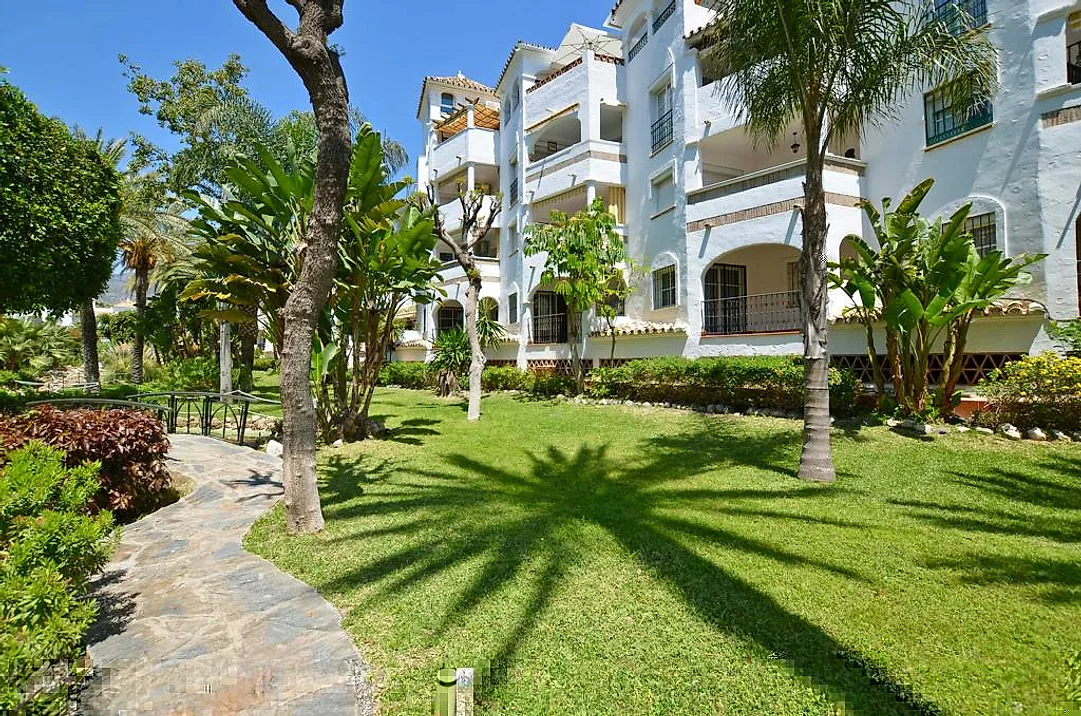 Jardines de la urbanización – Chollos en Benalmadena
