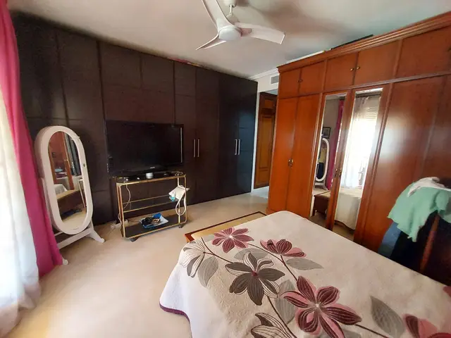 Dormitorio de matrimonio con armario – Casa en Venta San Rafael de la Albaida