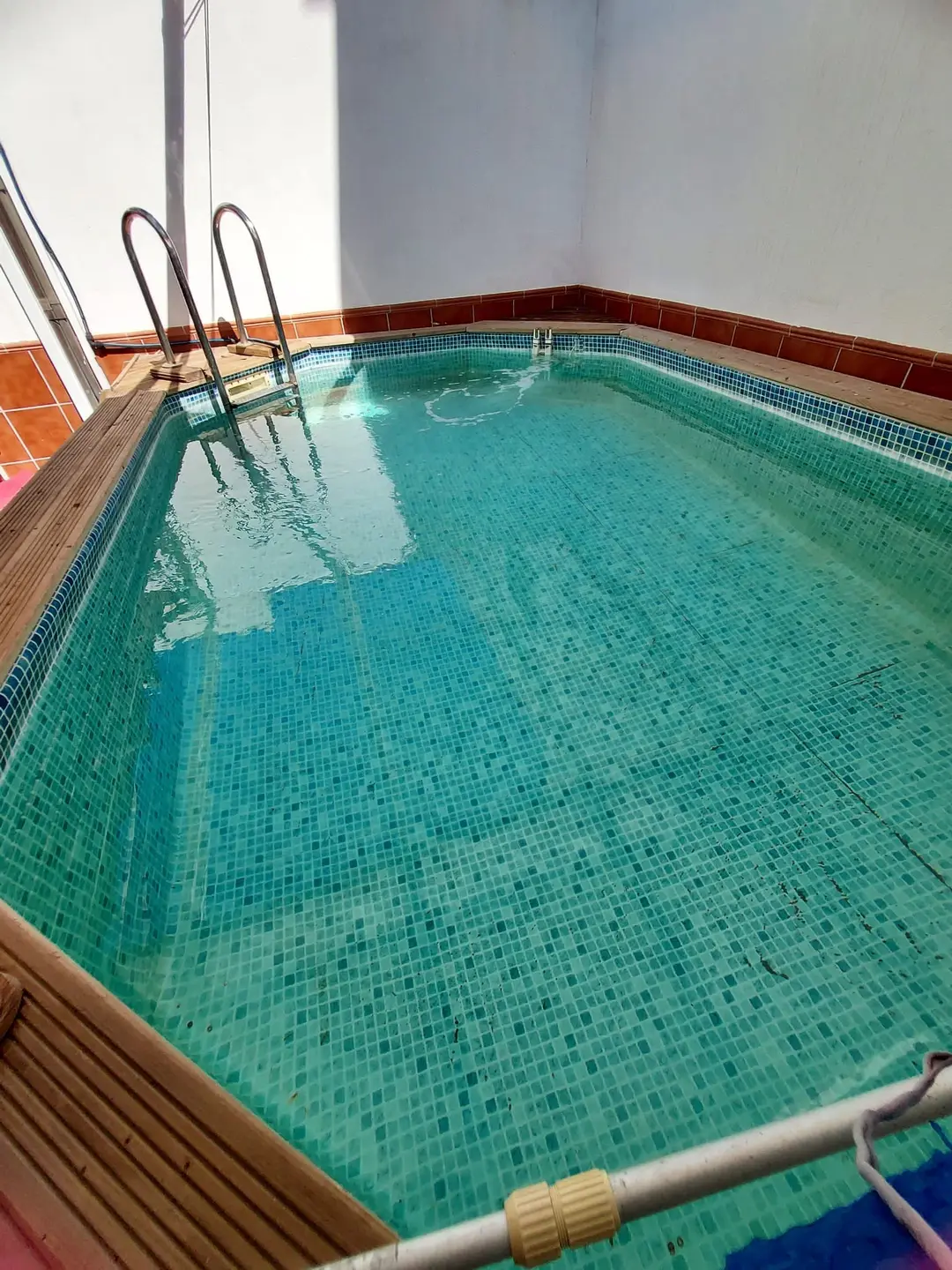 Preciosa Piscina de la casa en venta en San Rafael de la Albaida, Córdoba