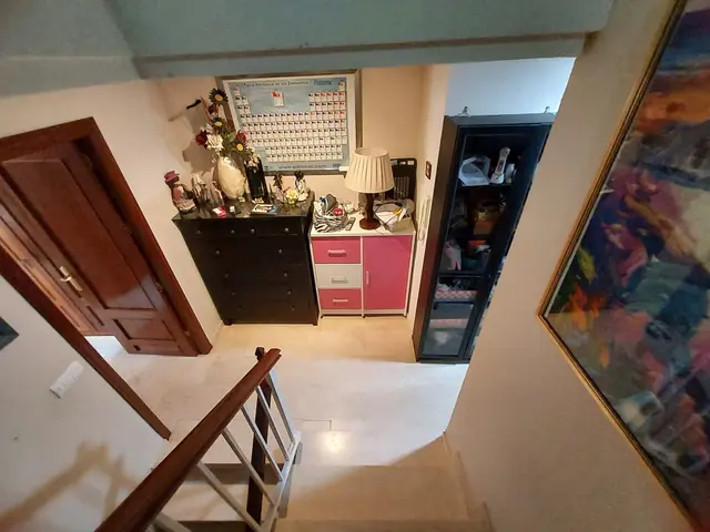 Escalera y distribuidor – Casa en Venta San Rafael de la Albaida