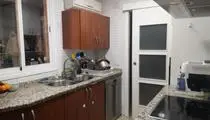 Cocina con encimera de granito – Piso en Venta Calle Los Chopos