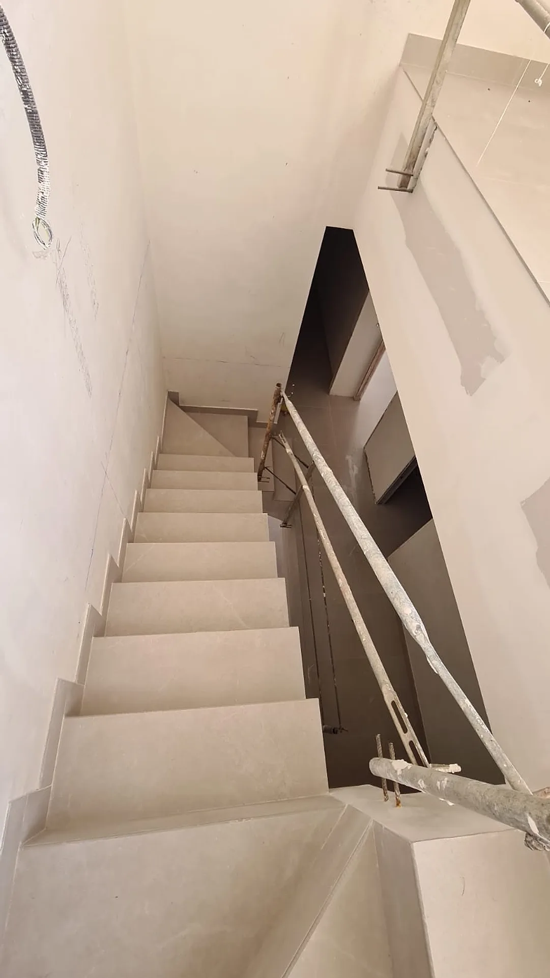 Escalera interior – San Rafael de la Albaida