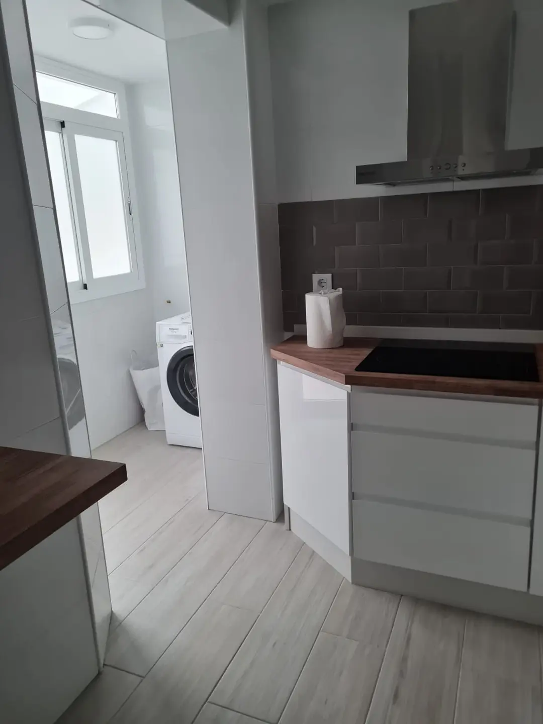Cocina con lavadora – Venta Vivienda Córdoba Parque Cruz Conde
