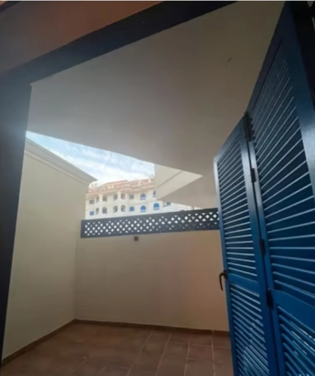 Vistas desde la ventana – Venta de apartamento en La Noria con piscina