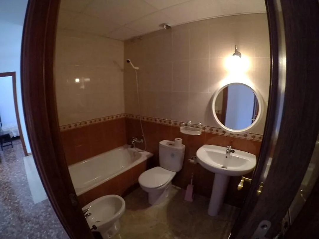 Baño con bañera – Casa en Venta en Almodóvar del Río