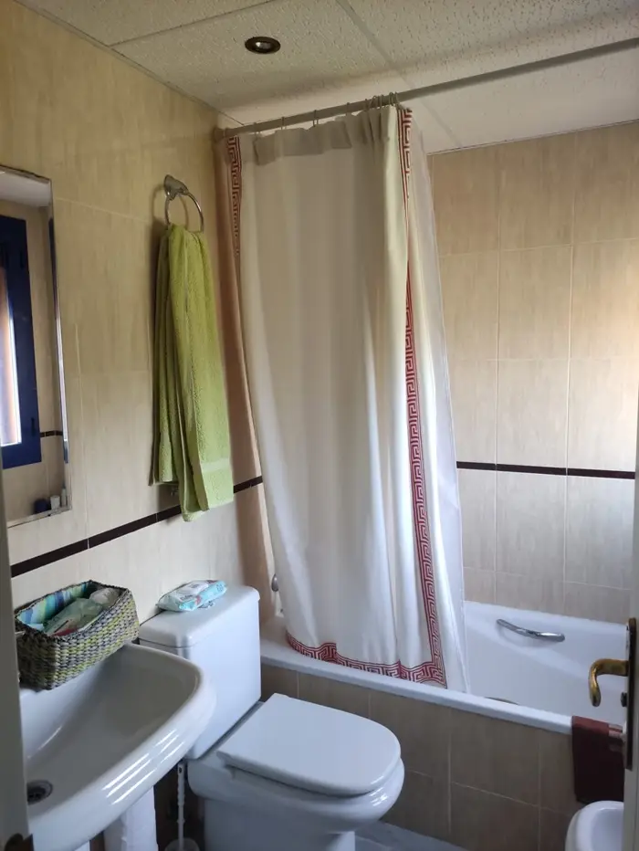 Apartamento en Manilva a 100 metros de la playa – Oportunidad en la Costa del Sol – foto 3