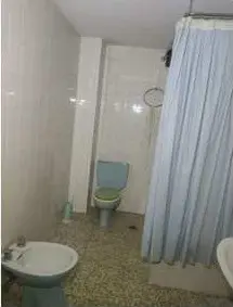 Baño completo del piso para reformar en Santa Rosa
