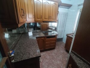 Cocina reformada del piso en venta en Pasaje Cristo del Amor, con electrodomésticos de calidad