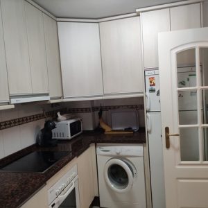 Apartamento en Manilva a 100 metros de la playa – Oportunidad en la Costa del Sol