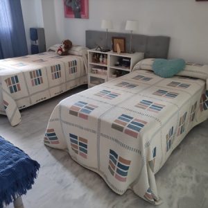 Apartamento en Manilva a 100 metros de la playa – Oportunidad en la Costa del Sol