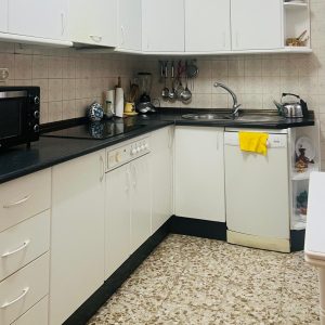 Piso en Ciudad Jardín Córdoba con 4 dormitorios y ascensor