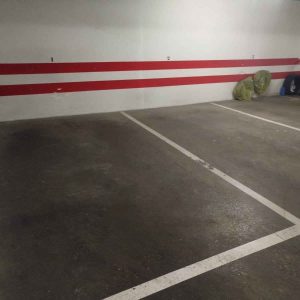 Cochera en venta en Córdoba Calle Arfe con ascensor